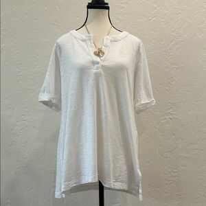 Chico's Classic White Short Sleeve Tee Size 1